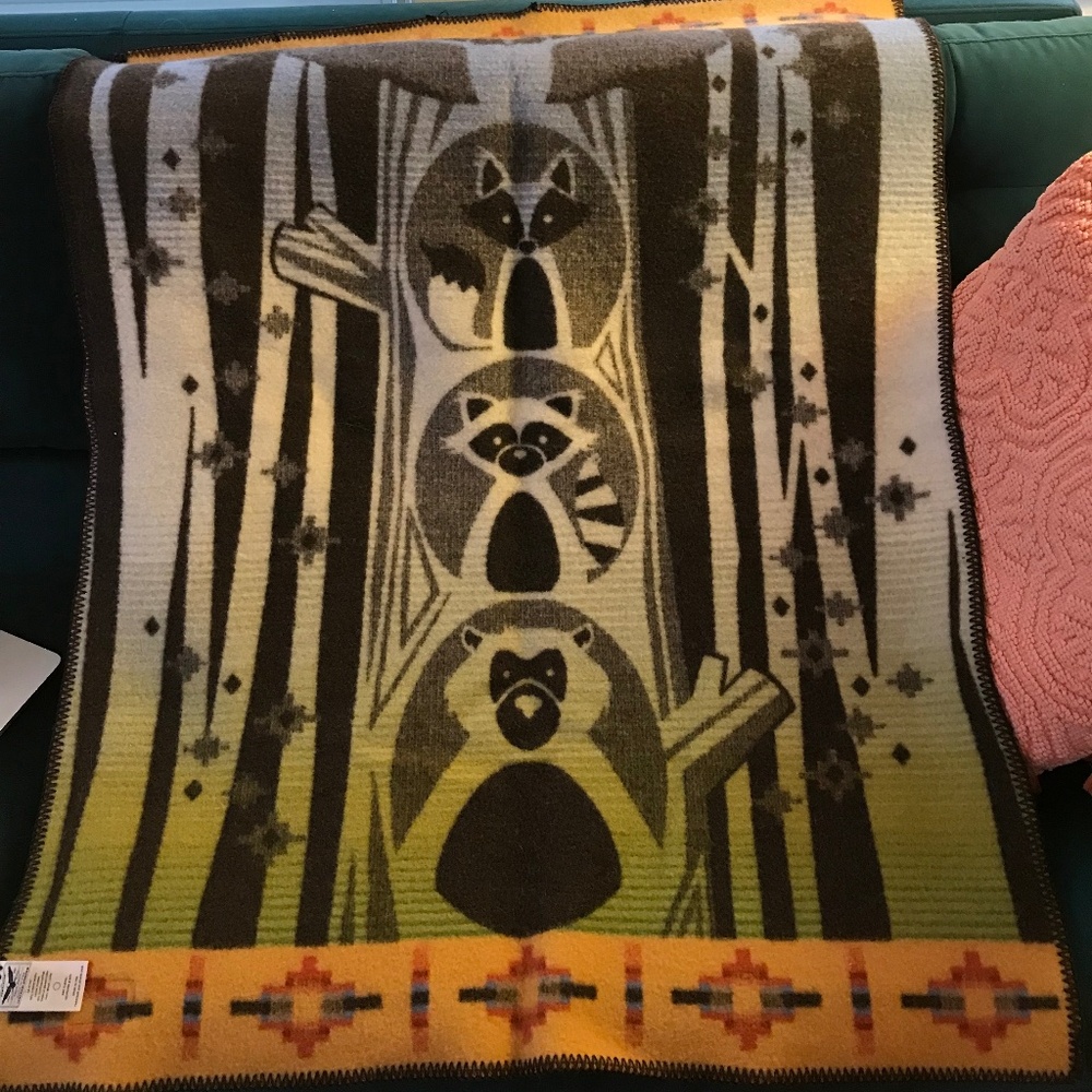 Pendelton Wonderful Neighbors Crib Blanket